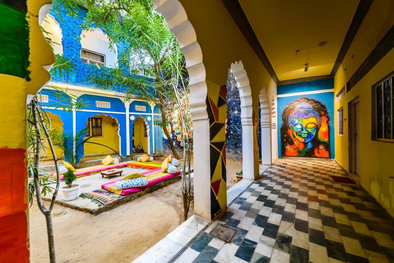 Albergue Hide-In Pushkar Exterior foto