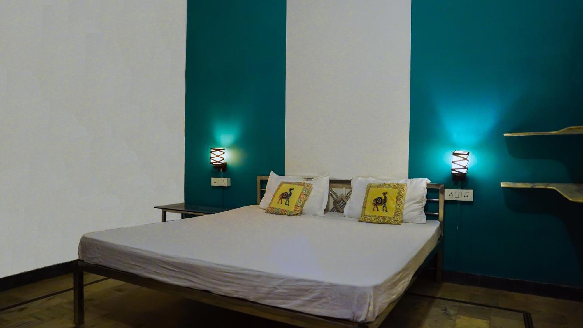 Albergue Hide-In Pushkar Exterior foto