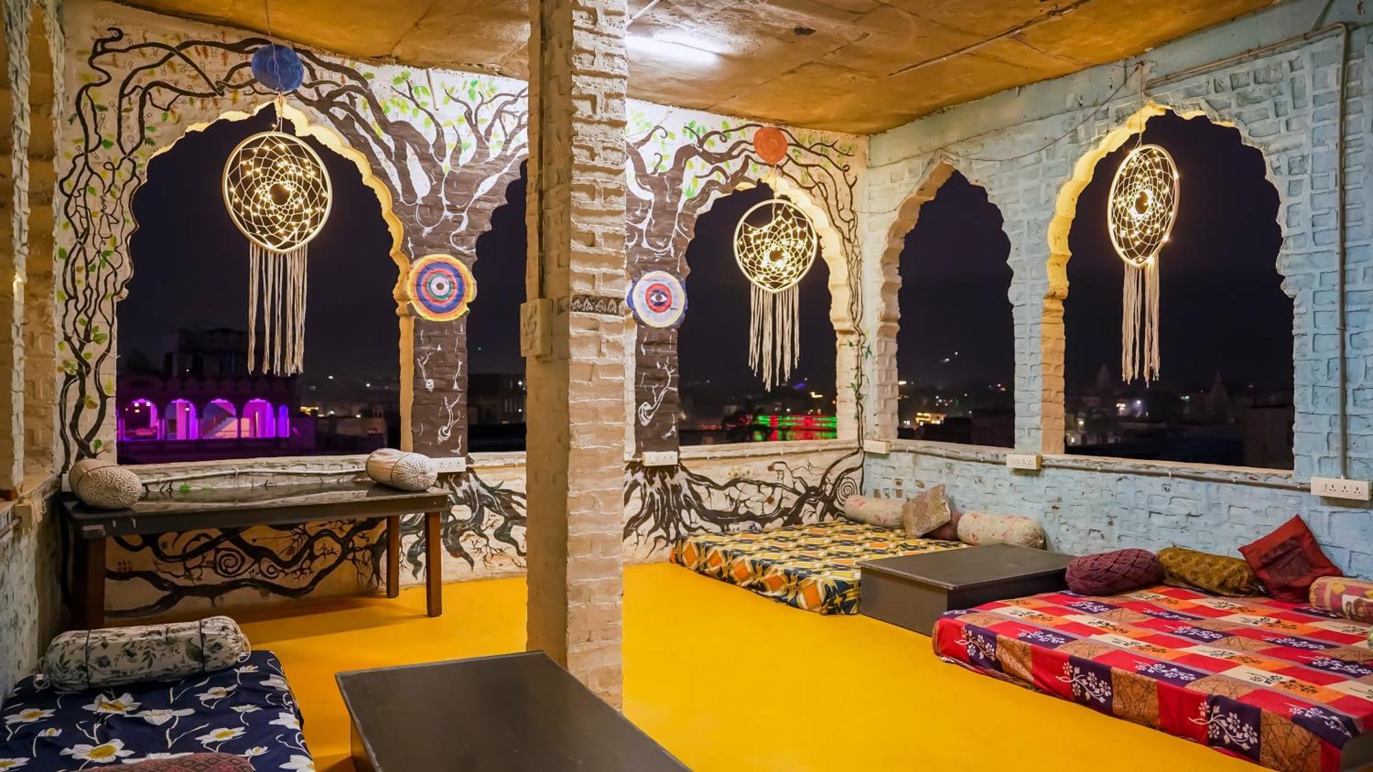 Albergue Hide-In Pushkar Exterior foto