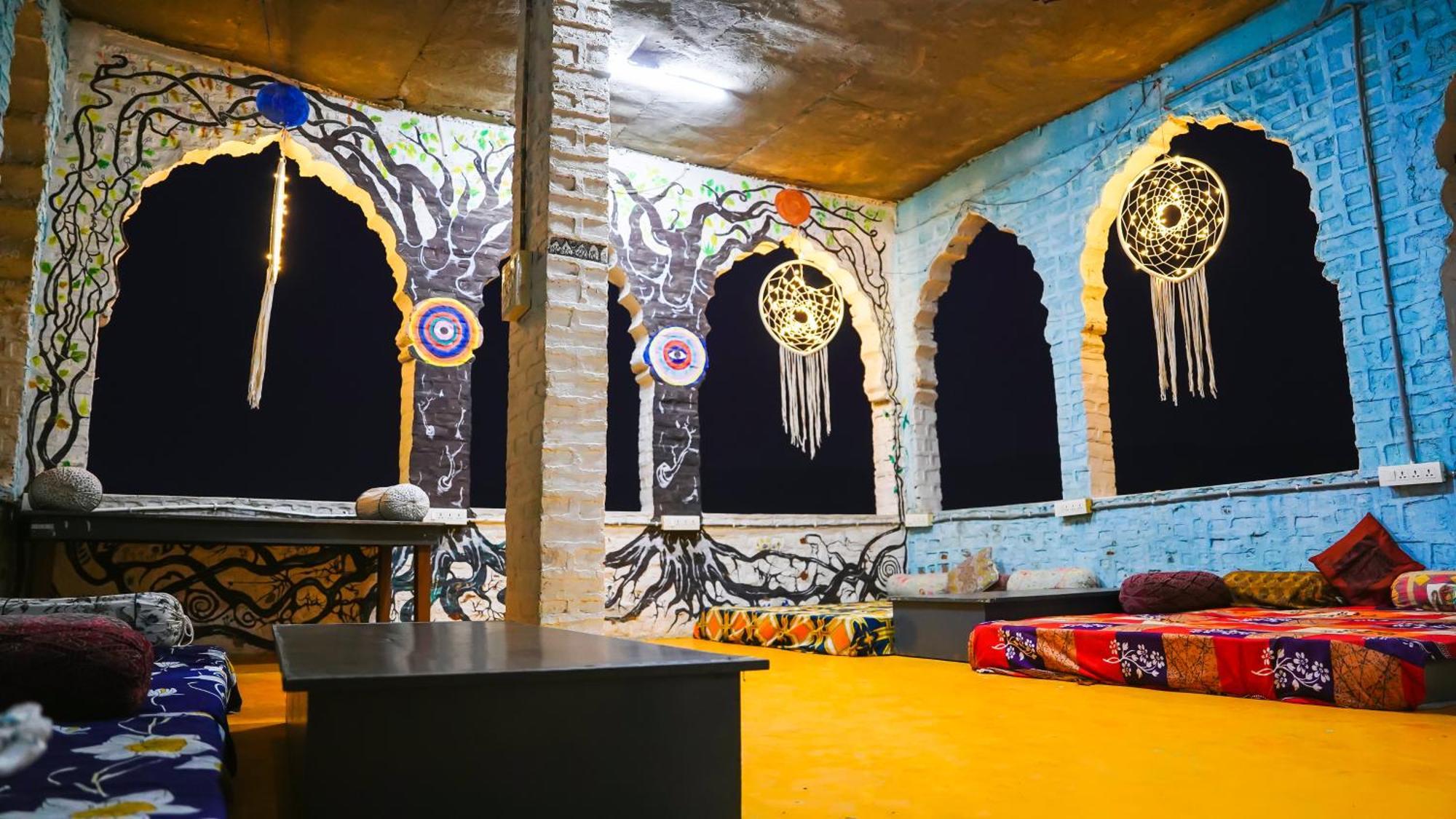 Albergue Hide-In Pushkar Exterior foto