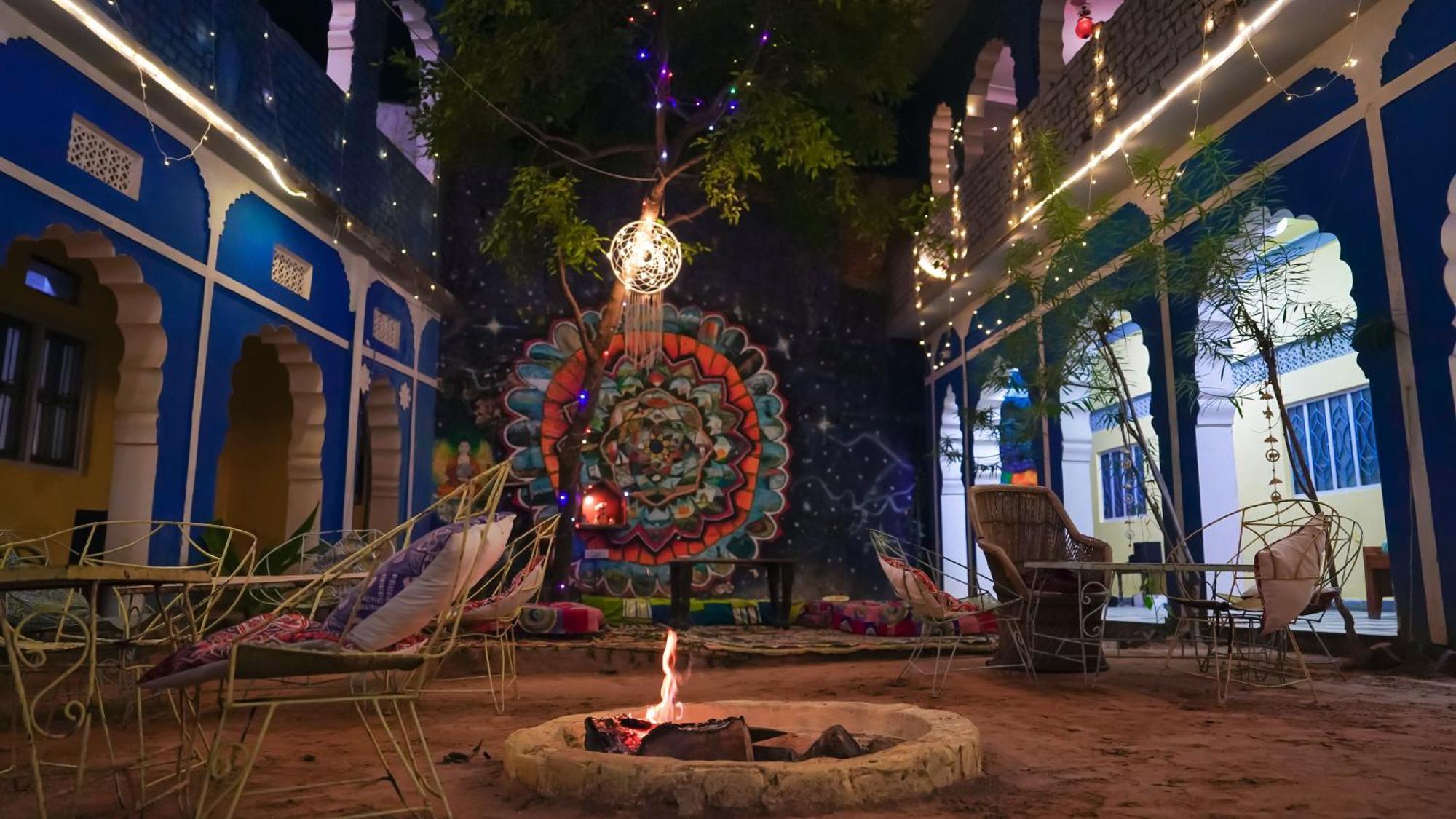 Albergue Hide-In Pushkar Exterior foto